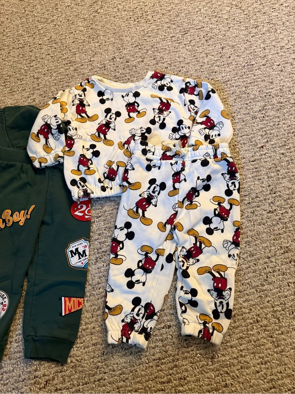 Boys 12-18 mos Disney Mickey Mouse Matching Sweatshirt Joggers Sets
